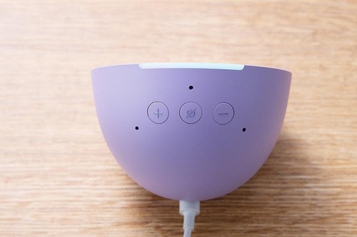 設置しやすさもボタン操作もほぼ変わらない Amazon「Echo Pop」と「Echo Dot with clock 第5世代」比較検証おすすめ イメージ
