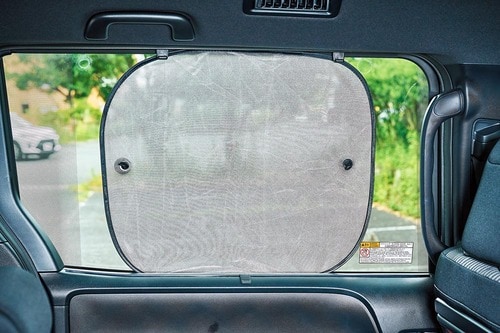 車用サンシェードおすすめ ビバホーム クルマ用サンシェード  Ｍサイズ イメージ2