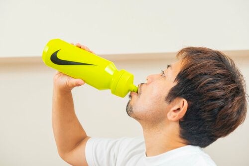 スクイズボトルってなに? イメージ