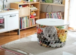 【さすがIKEA】「放り込めるテーブル」にキレイ好きが納得する理由