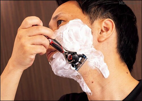 【使用感】スムーズで使いやすい！ T字カミソリおすすめ イメージ