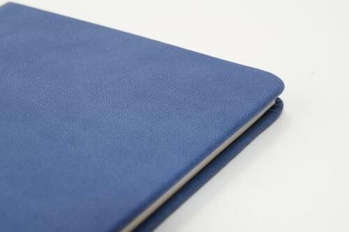 ダイソー「PUノートダークカラー」4