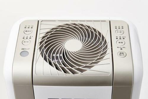 アイリスオーヤマ「サーキュレーター 衣類乾燥除湿機8L KIJDC-K80」3