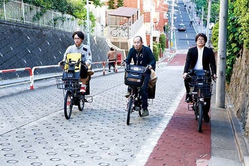 いよいよテスト！ 今回は安全性、アシスト性能、 乗り心地、すべて乗って比べてみました！！ イメージ5