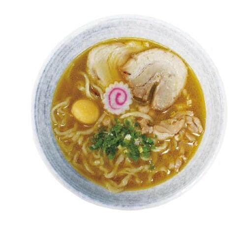 鶏をまるごと味わう！新旬屋の金の鶏中華 イメージ