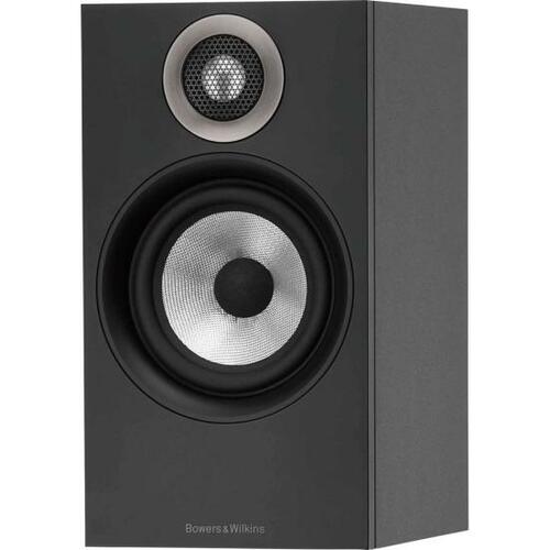 新世代B&Wは広大な空間から音が飛びだしてくる イメージ