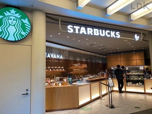 スタバ、タリーズの紅茶特化店をプロと一緒に覆面調査 イメージ