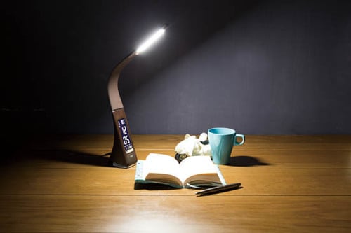 レザー調が艶かしい欧州Amazonベストセラー イメージ3