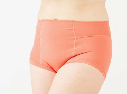 吸水速乾性にも優れて肌あたりがいい ハイウエストショーツおすすめ イメージ