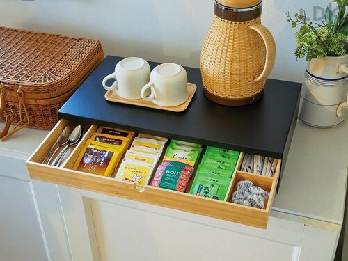 お茶セットはおしゃれなモニター台に収納してダイニングへ イメージ2