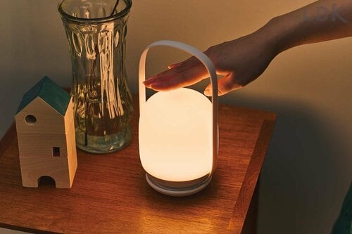 間接照明でも使いやすいデザイン ニトリのLEDランタンおすすめ イメージ