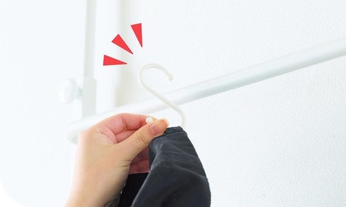 ココが買い：上部のレールにはS字フックを掛けられる LOWYAの家具おすすめ イメージ