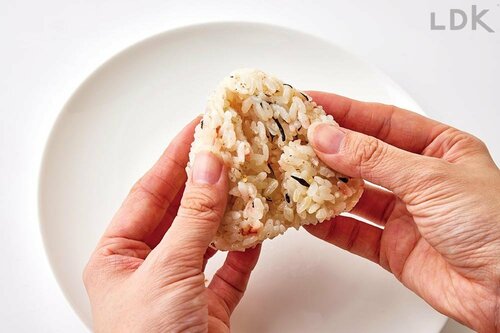 おすすめポイント1：具材のバランスがイイ 無印の冷凍おにぎりおすすめ イメージ