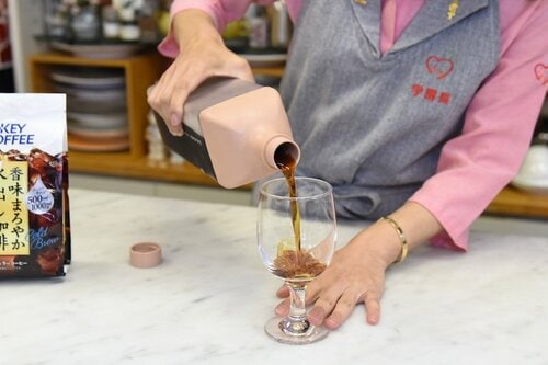 6位: ハリオ「カークボトル 1.2L」 コーヒーポットおすすめ イメージ3