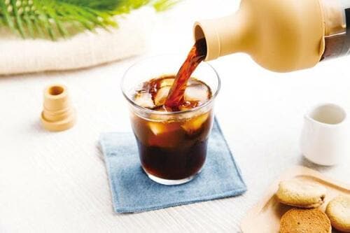 HARIOのコーヒーボトルなら注ぎやすい イメージ4