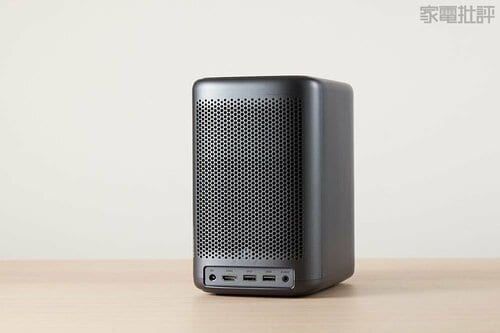 【音質】背面に6Wスピーカーが2つ搭載! 広がり感は弱いが音質はかなりいい 小型プロジェクターおすすめ イメージ