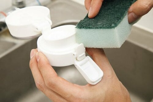 D評価: ボタン部分のでっぱりが厄介 イメージ