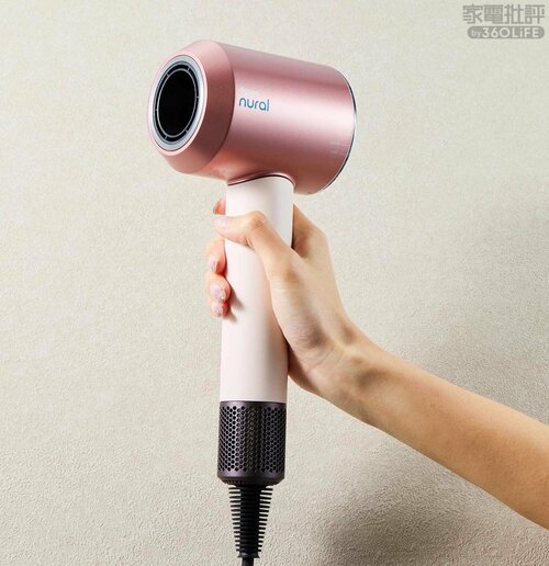 ダイソン 712g(ケーブル、プラグを含む) 家電批評ベストバイオブザイヤーおすすめ イメージ