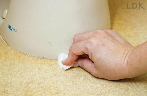 STEP3:落ちなければメラミンを トイレ洗剤おすすめ イメージ