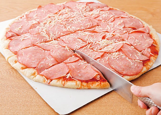 【コストコ巨大ピザ】食べやすい！ 焼きやすい！ 保存しやすい！ これが最強の切り方です