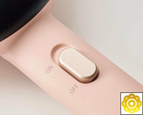 使い勝手:電源のON/OFFがわかりやすい クレープメーカーおすすめ イメージ