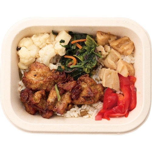 唐揚げも副菜も辛いものづくしでビールが飲みたくなる 宅配弁当・宅食サービスおすすめ イメージ