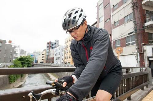 自転車乗りが自転車用スマホホルダーを使うメリットは?