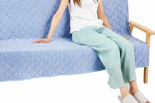 ニッセン「洗える 超冷感シリーズ キルトソファーカバー」