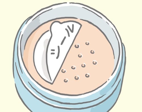 保護シールを半分残せば粉つけすぎを回避!