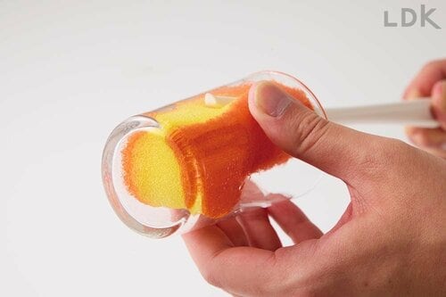 やわらかく片側が角ばっている ボトルブラシおすすめ イメージ