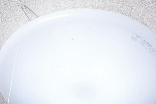 掃除ワザ1：柔軟剤で照明器具のホコリ防止！ イメージ5