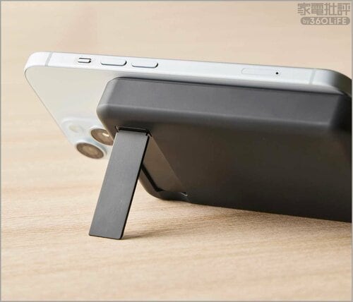 マグネットでスマホに固定！ 家電批評ベストバイオブザイヤーおすすめ イメージ