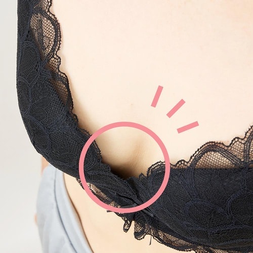 バストによっては浮きやすい形 ノンワイヤーブラおすすめ イメージ