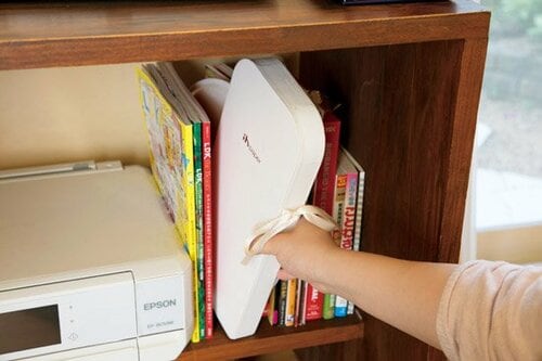 インテリアのプロも感激！たたんでしまえるおしゃれ紙製スツール!! イメージ2