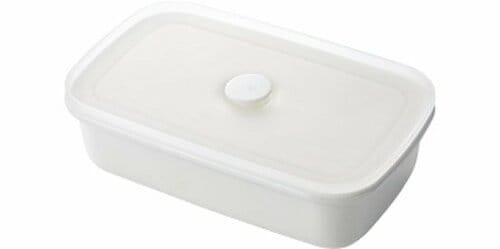 無印良品:液体とニオイが漏れない バルブ付き 密閉ホーロー 保存容器 中 630ml:保存容器