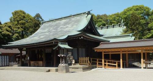 4位: 明治天皇が最初に参拝「大宮氷川神社」