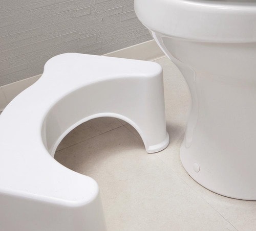 トイレにすっきり置ける トイレ用踏み台おすすめ イメージ