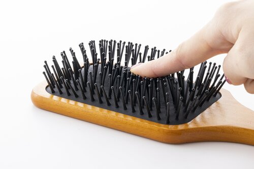 頭皮マッサージに最適な密着感 ヘアブラシおすすめ イメージ