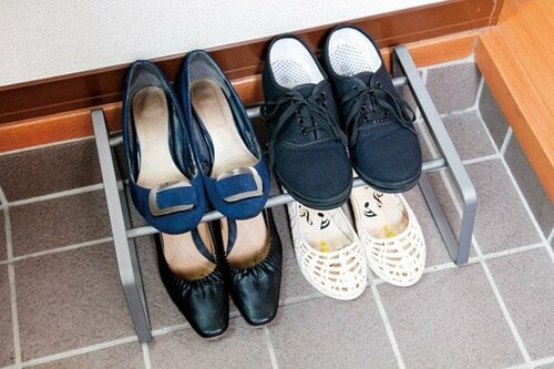 山崎実業:伸縮シューズラック フレーム:下駄箱