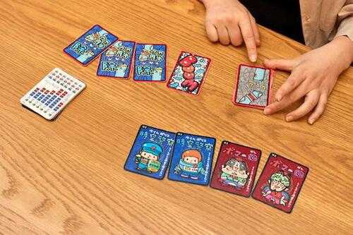 勝つのはどっちか最後までわからない カードゲームおすすめ イメージ