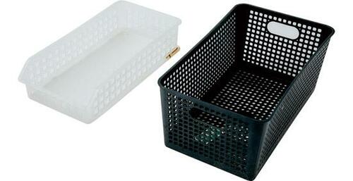 食材のストックはニトリの バスケットにまとめる イメージ