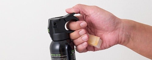 扱いやすさ クマ撃退スプレーおすすめ イメージ