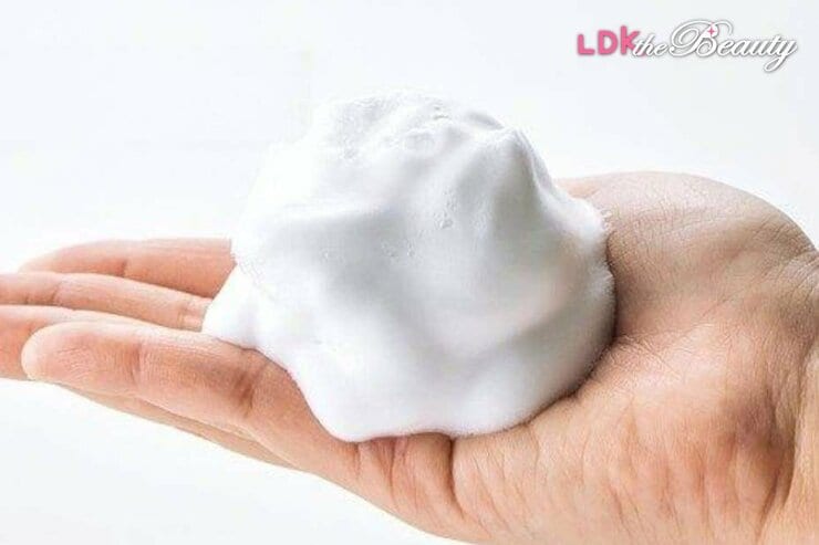 「肌が弱い＝洗顔は弱酸性」は思い込み？ 敏感肌のスキンケアポイントをLDKが紹介