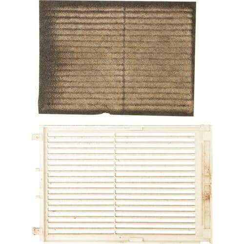 浴室乾燥機のフィルターは「掃除機」で吸う！ イメージ