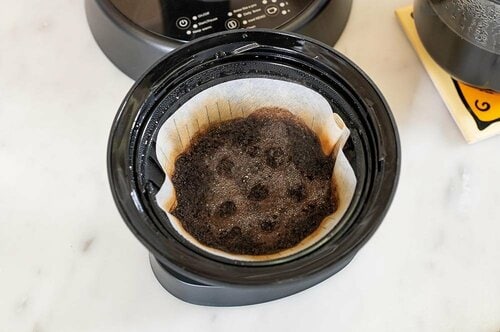 改良シャワーヘッドで全体にお湯が行き渡る コーヒーメーカーおすすめ イメージ