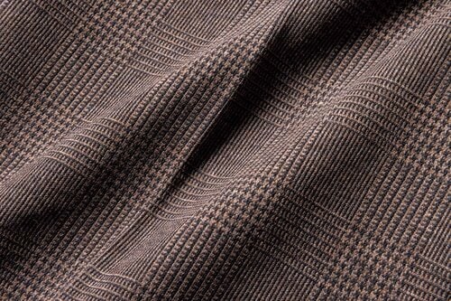 センタープレスで大人っぽさと細身感 イメージ