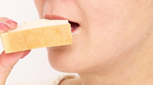 色とツヤがやや落ちたが気にならない程度 色つきリップクリームおすすめ イメージ