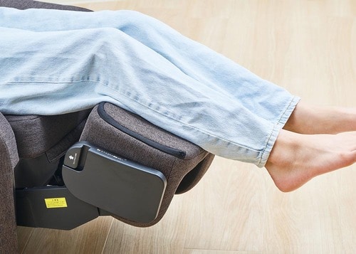 【付加機能】フットレストとしても使用できます マッサージチェア おすすめ イメージ