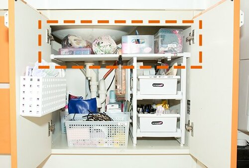 上部のデットスペースはつっぱり棚で解消できます！ イメージ