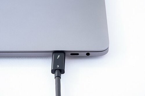 Thunderboltって聞いたことないんですけど…